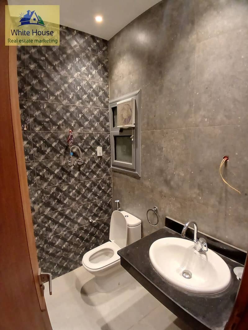 15 WhatsApp Image 2025-12-17 at 8.50. 30 PM. jpeg