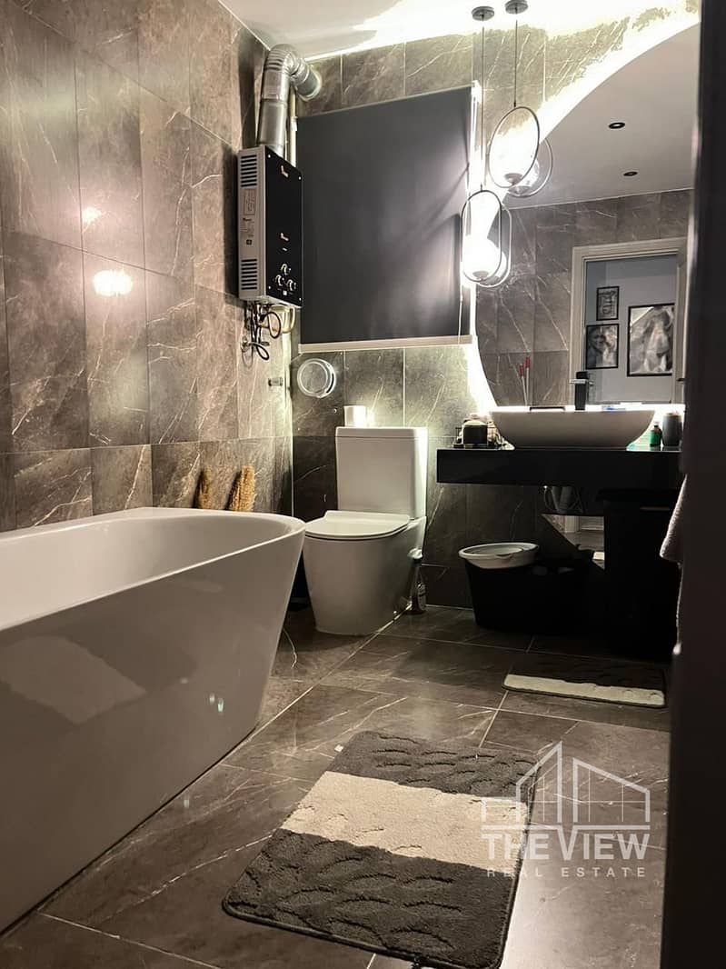 8 WhatsApp Image 2025-12-08 at 22.11. 22_ed968f91. jpg