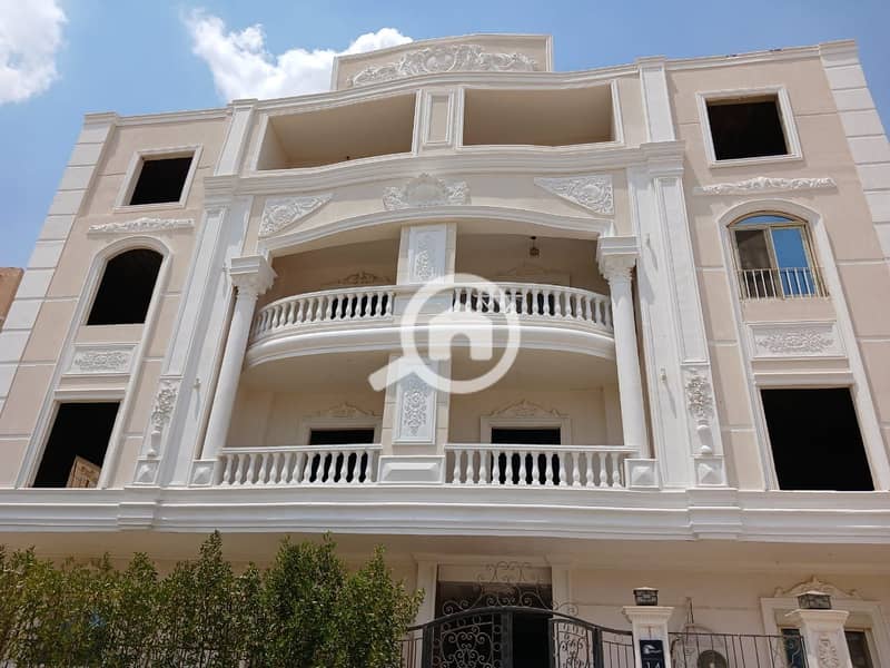 2 WhatsApp Image 2025-12-17 at 21.19. 14 (2). jpeg