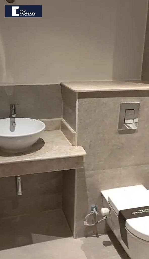 3 WhatsApp Image 2025-12-17 at 21.50. 45_824d3800. jpg