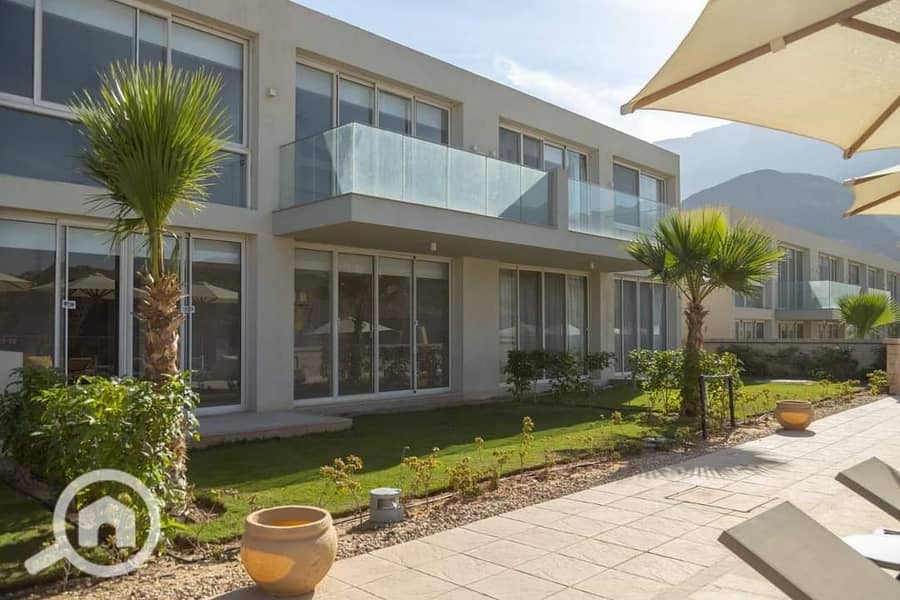 2 1d84a287-b5db-481c-ab03-1622d5d75b00. jpg