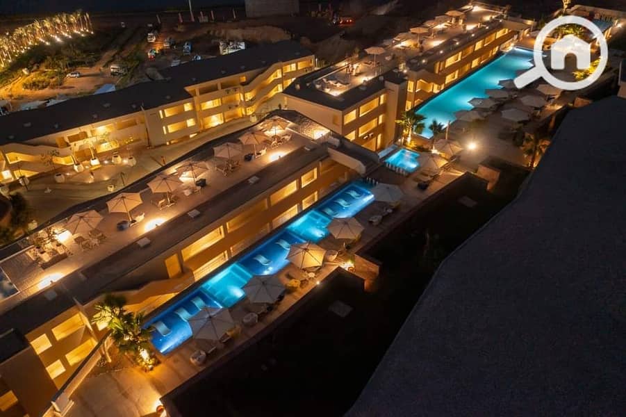 4 2a9955b0-9520-401d-bdf4-cf237522aa85. jpg