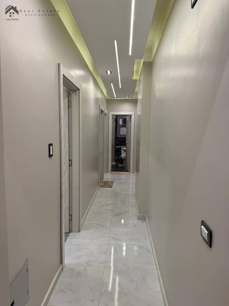 12 WhatsApp Image 2025-10-20 at 12.57. 45_564f581b. jpg