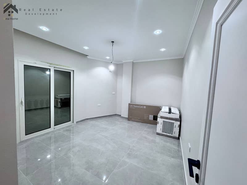 13 WhatsApp Image 2025-10-21 at 13.28. 24_9a2b45d1. jpg