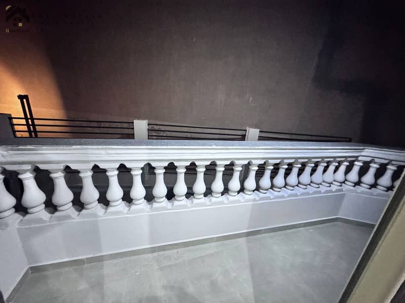 15 WhatsApp Image 2025-10-21 at 13.28. 24_e78ed9b0. jpg