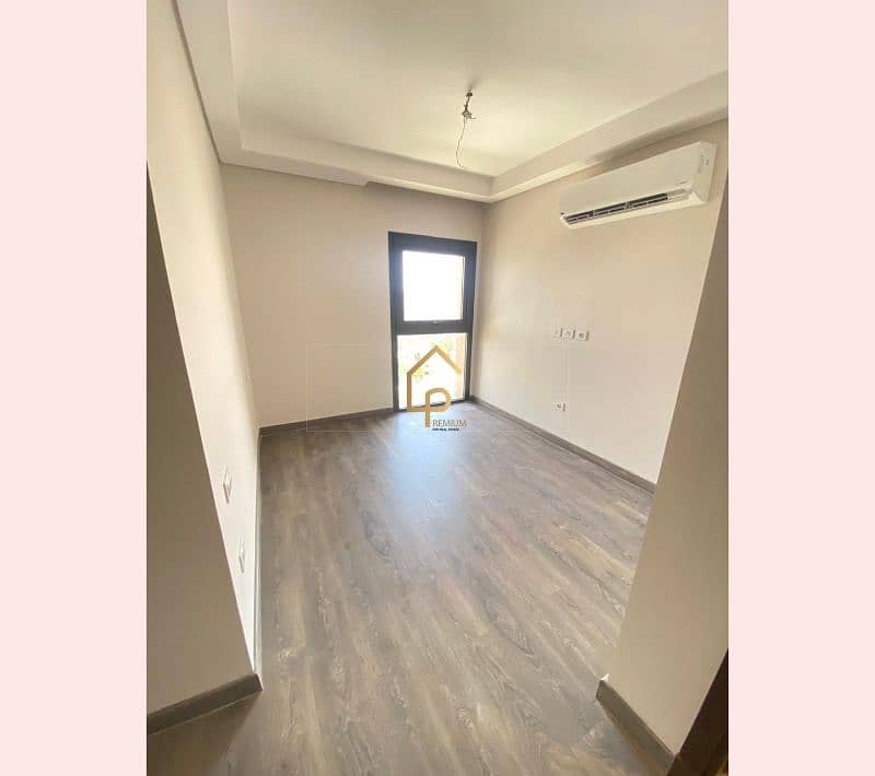 5 WhatsApp Image 2025-12-02 at 4.46. 35 PM. jpg