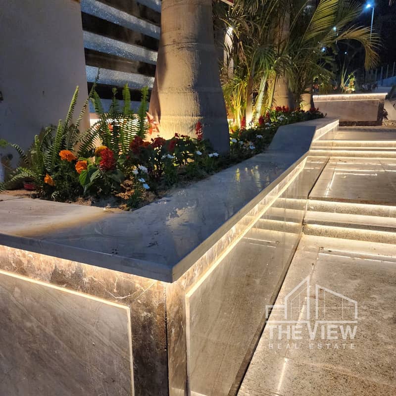 9 WhatsApp Image 2025-12-17 at 21.53. 45_7cad8b22. jpg