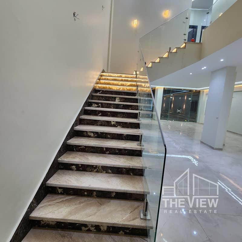 10 WhatsApp Image 2025-12-17 at 21.53. 45_fa1ce712. jpg