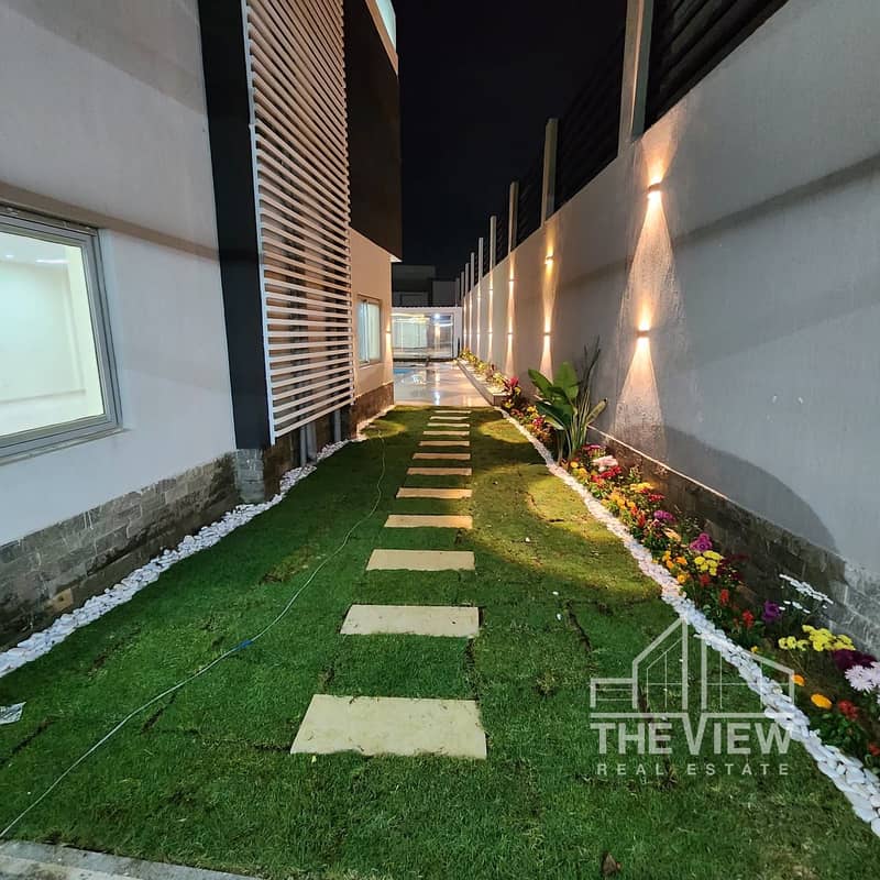 17 WhatsApp Image 2025-12-17 at 21.53. 48_2195f005. jpg