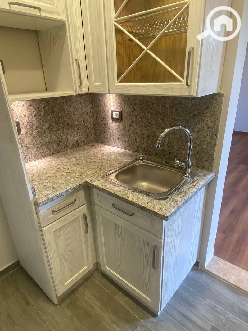 6 eb21bbcd-a1b3-4905-bdd9-de906492b977. jpeg