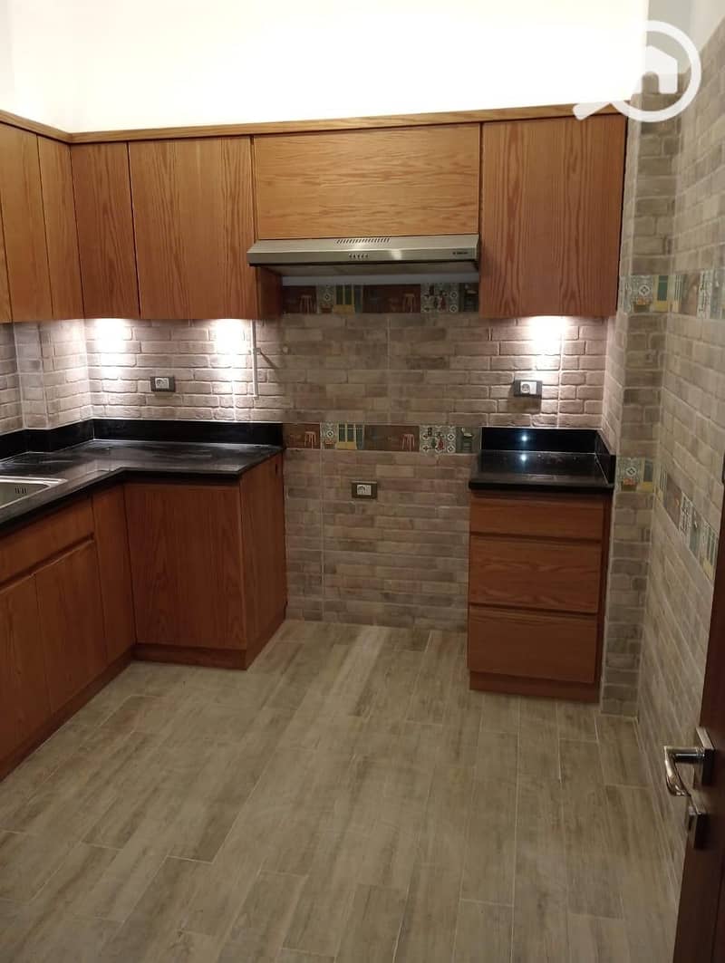 11 0e745de5-f2da-4a20-9b94-d2c4d3c99c1a. jpeg