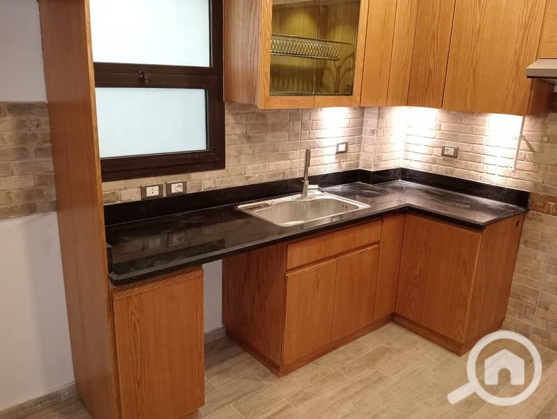 19 563f74af-3821-4b09-bd3c-73e0859f2637. jpeg