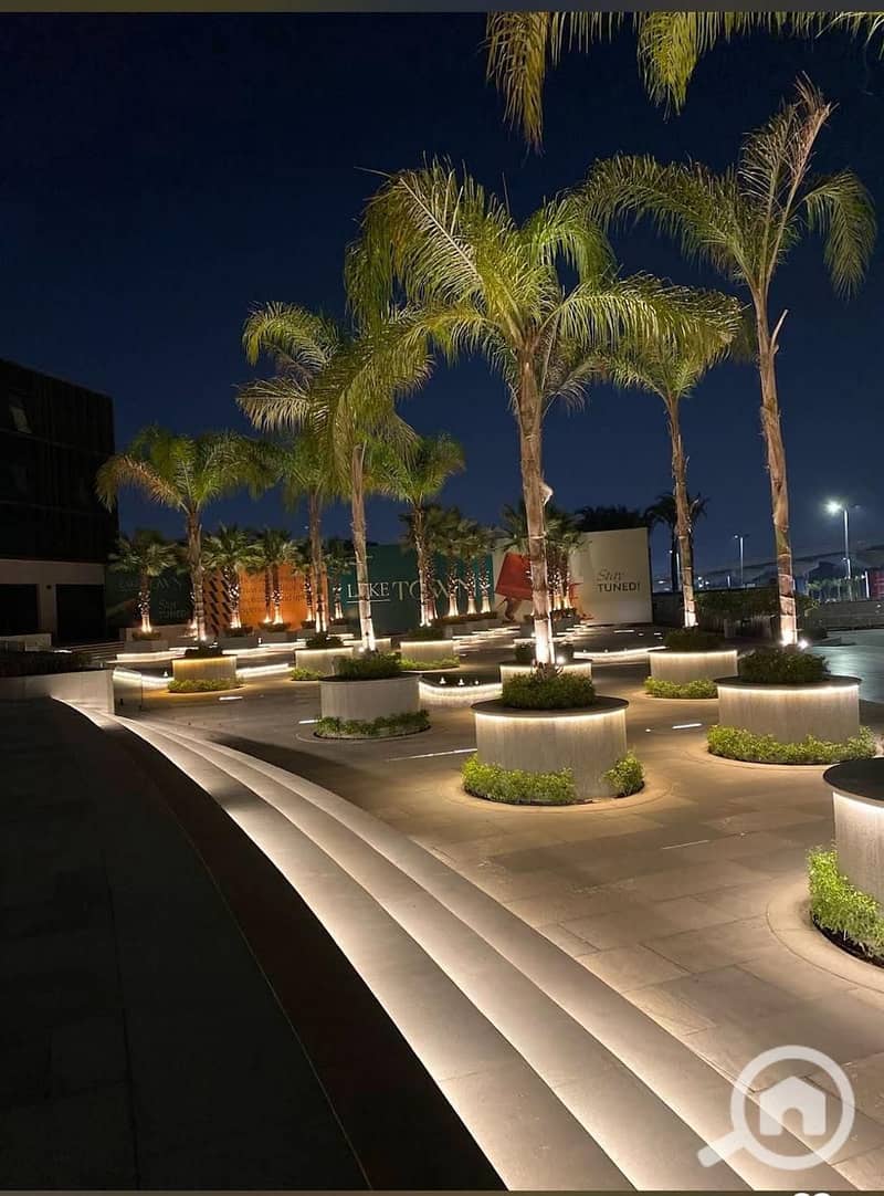 8 6b5dbe16-d329-42c6-8918-cafce6ae87d8. jpg