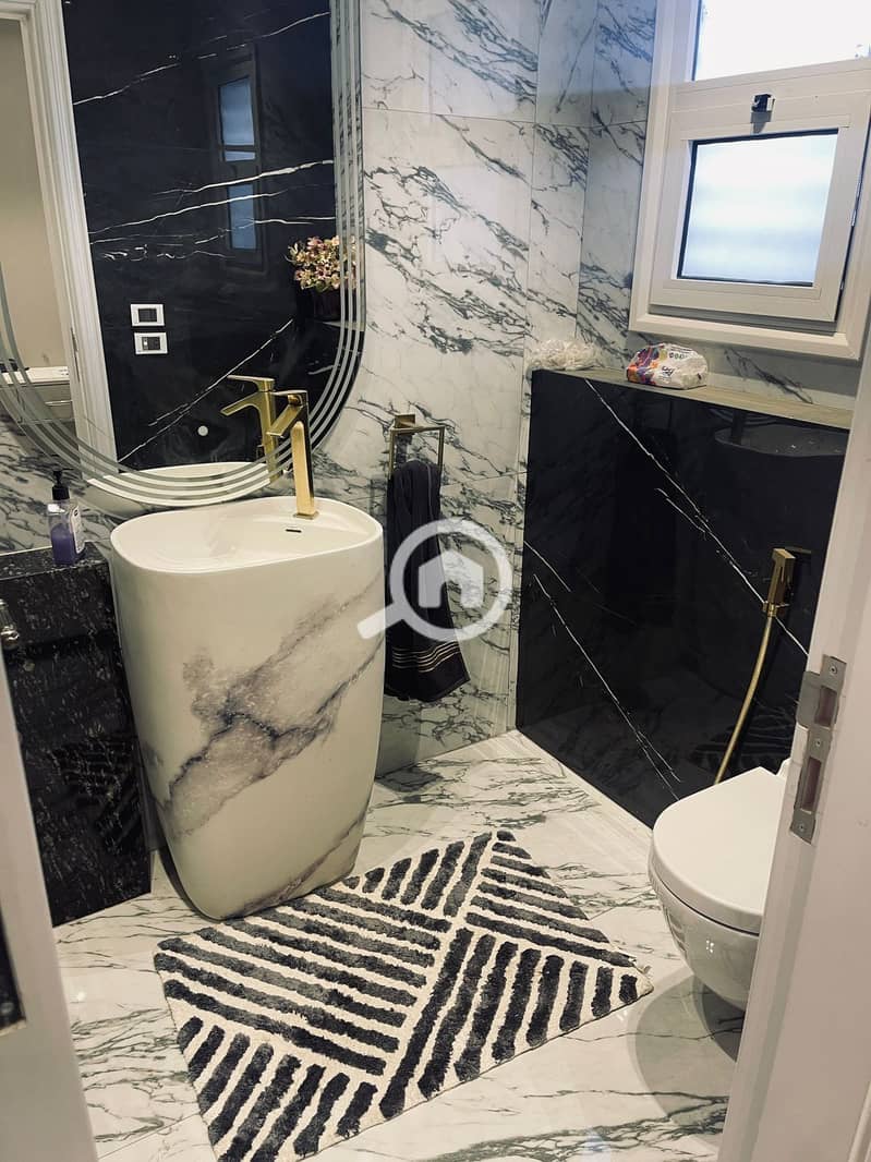 6 3d0fbcce-e797-4ee9-91fe-e224631ed582. jpg