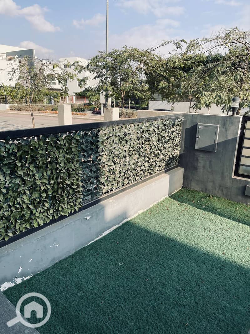 16 2223c029-1457-41fd-aaa9-6be539b450d5. jpg