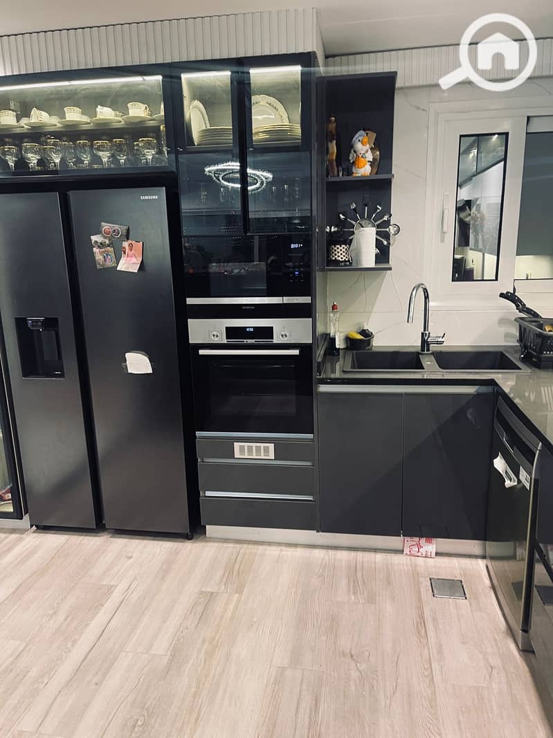 19 cffa9d3b-fb5a-4c58-9177-f5a58275a337. jpg