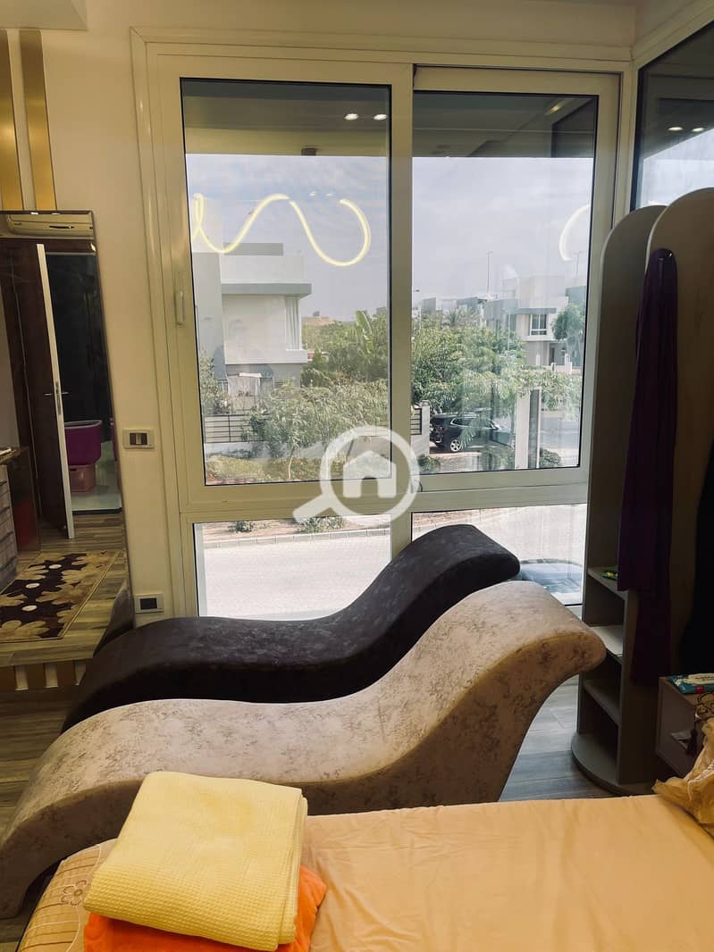 20 d0bfdf8b-c1d2-4068-be66-d27022ec2917. jpg