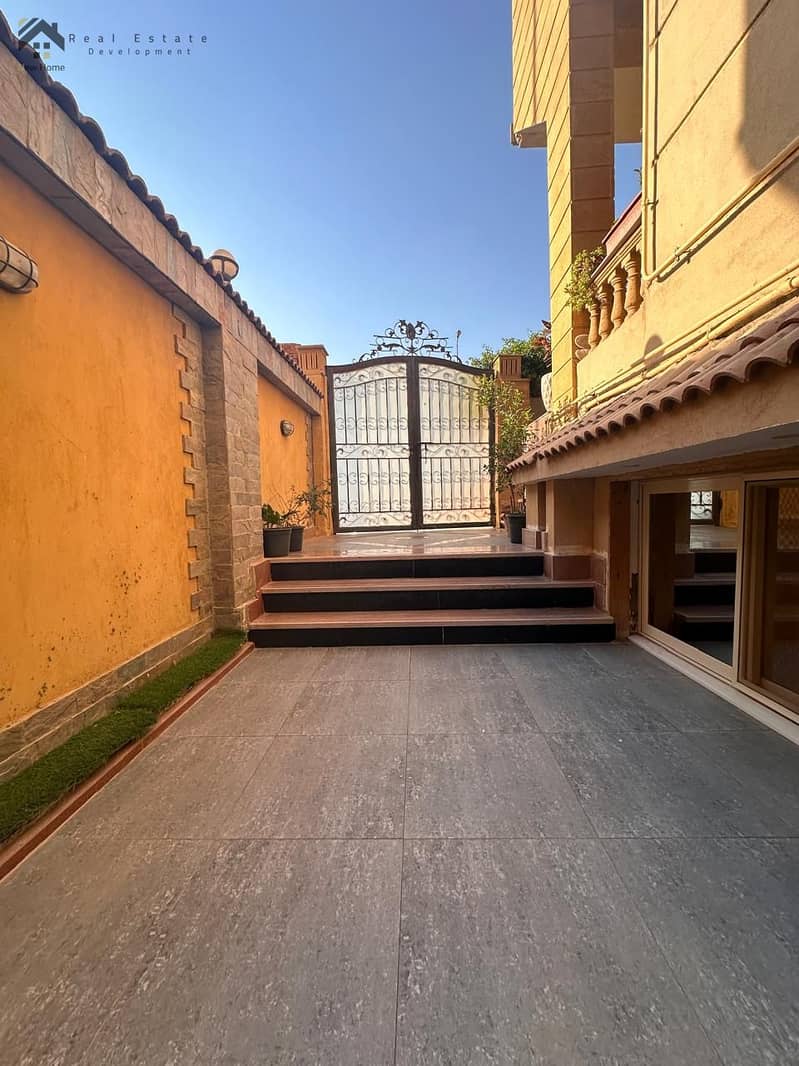 17 WhatsApp Image 2025-12-14 at 13.33. 37_2418903a. jpg