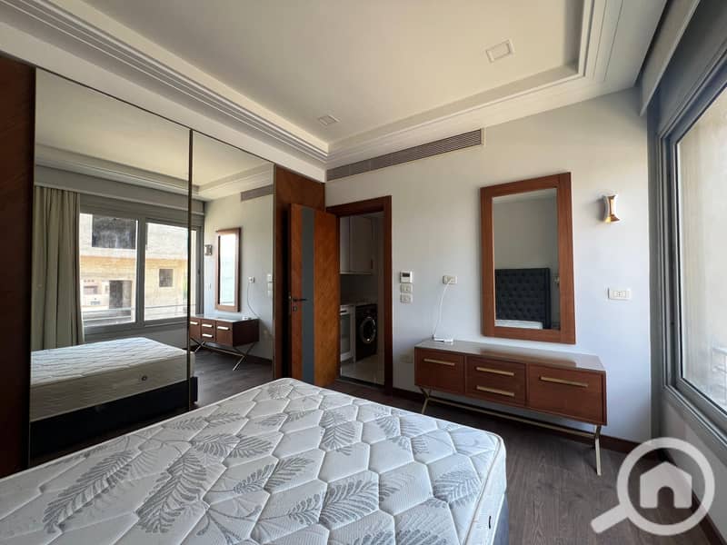 3 1a46033c-6471-43b1-81b4-92f474b3ab6c. jpg