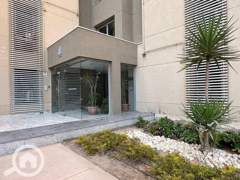 7 022df1cf-8863-4062-a877-a4fa1591e0a2. jpg