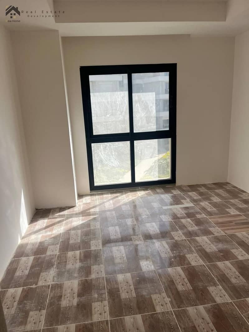 3 WhatsApp Image 2025-12-14 at 17.14. 42_0d4352ac. jpg