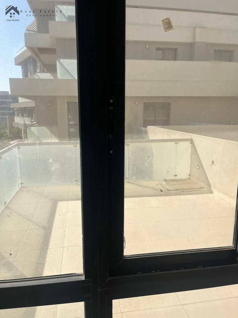 8 WhatsApp Image 2025-12-14 at 17.14. 28_03c7ba14. jpg