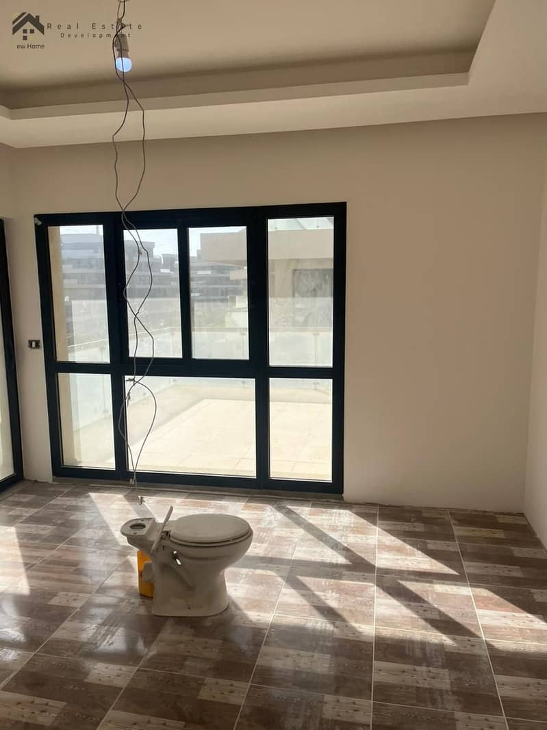 14 WhatsApp Image 2025-12-14 at 17.14. 37_bc6483cb. jpg