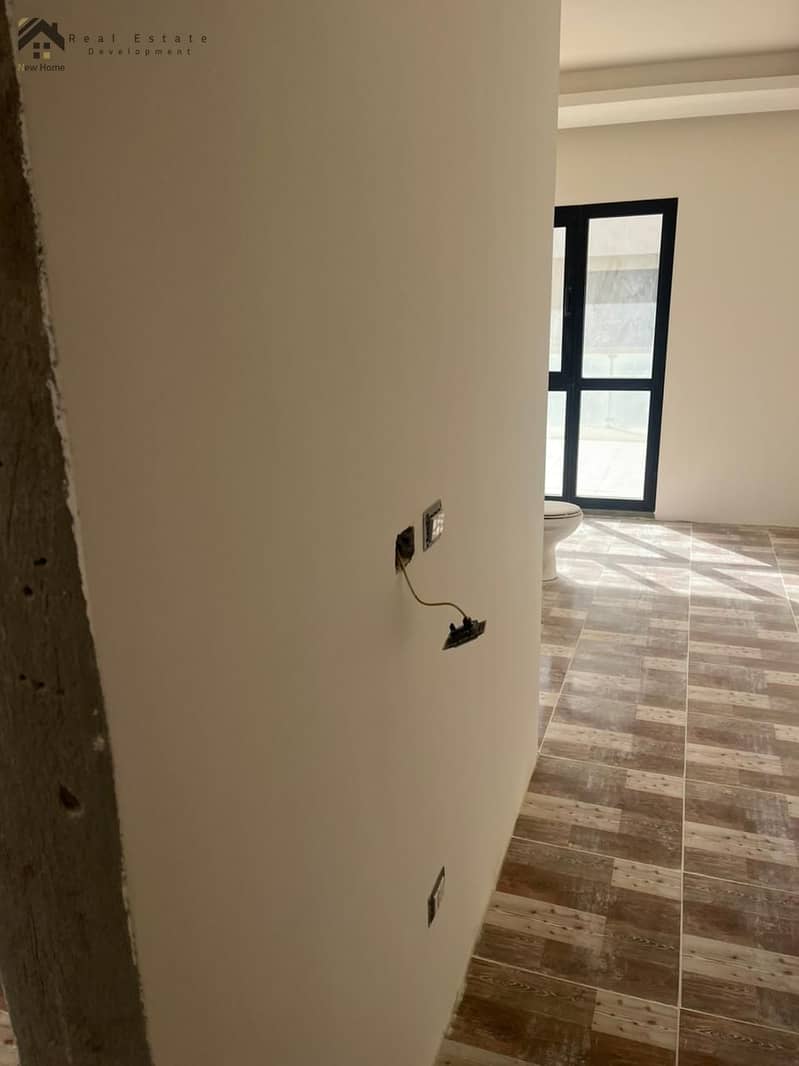 16 WhatsApp Image 2025-12-14 at 17.14. 39_da9b7252. jpg