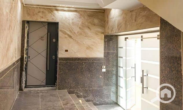 7 WhatsApp Image 2025-12-17 at 21.52. 02 (3). jpeg