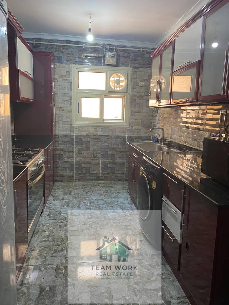 6 5537acc0-21c0-43f2-a572-7c7391988845. jpg