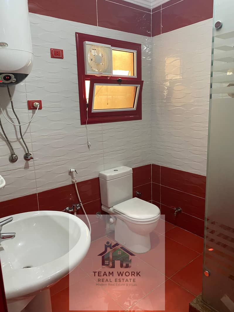 7 98597bb2-c560-49c6-805b-e0626810b914. jpg