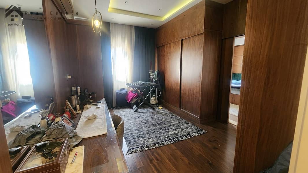 10 WhatsApp Image 2025-12-16 at 12.51. 22_36ccb1dc. jpg