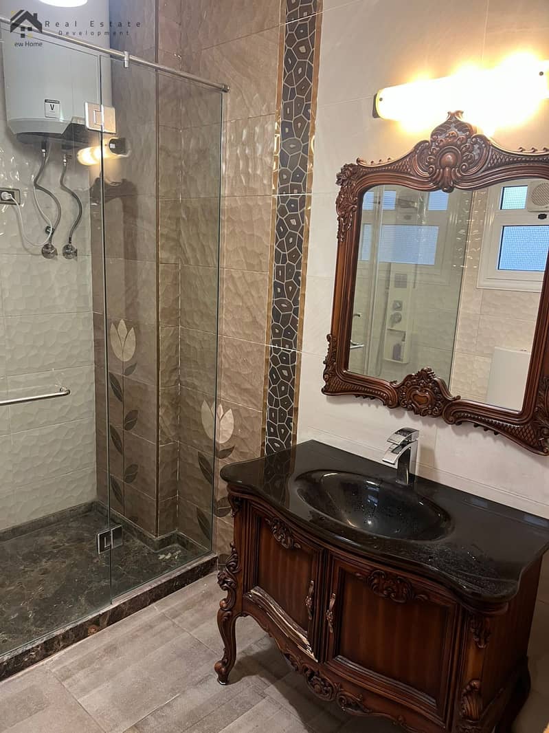 3 WhatsApp Image 2025-12-16 at 13.01. 16_08355e7a. jpg