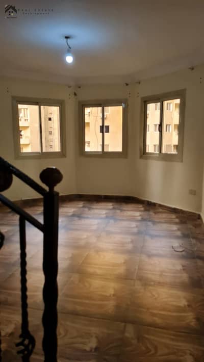 دوبلكس 3 غرف نوم للبيع في القطامية، القاهرة - WhatsApp Image 2025-12-16 at 13.51. 51_959cd795. jpg