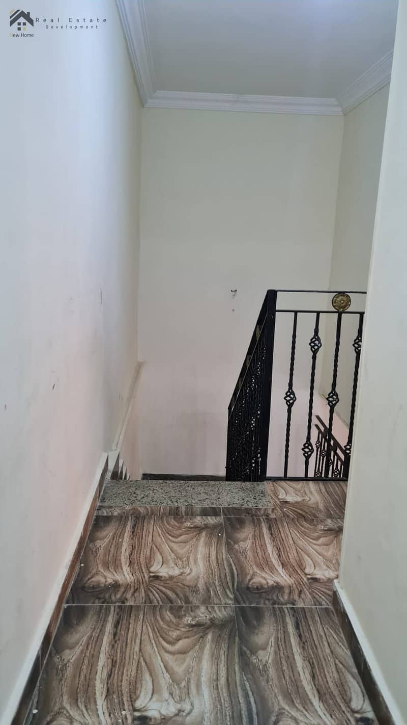 8 WhatsApp Image 2025-12-16 at 13.51. 51_9bdb8cde. jpg