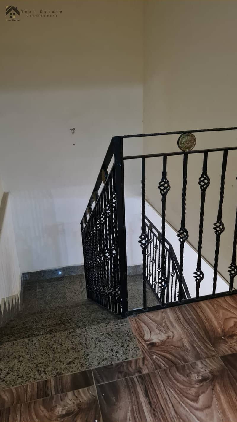 12 WhatsApp Image 2025-12-16 at 13.51. 51_e7e620e2. jpg