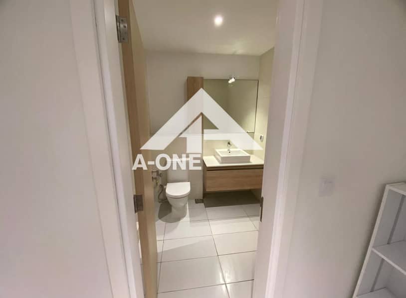 9 f85cdecc-c45c-485d-a9da-a854c0cc6eef. jpg