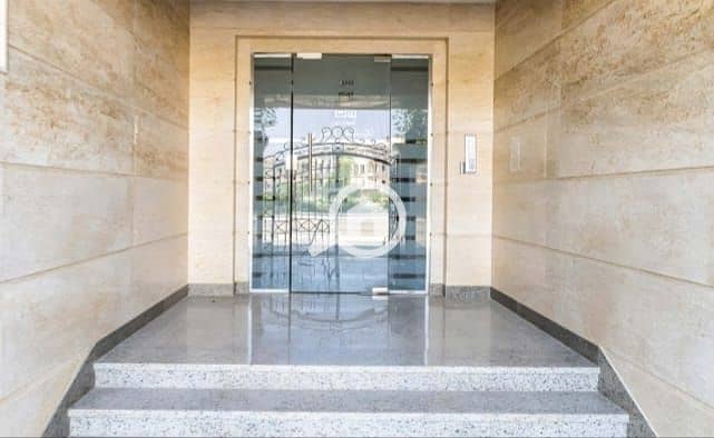 5 WhatsApp Image 2025-12-17 at 21.52. 03. jpeg