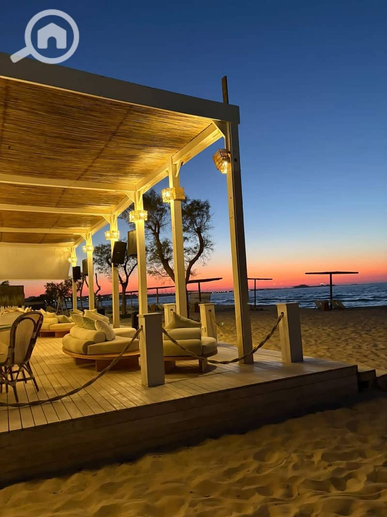 7 55cf23bb-24d9-40da-8521-88e51212e42c. jpg