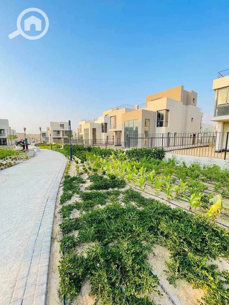 9 01229b52-00d9-45da-ba10-9ce08014f10e. jpg