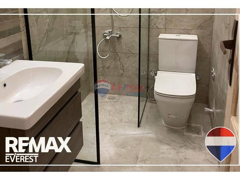 7 03481b58-e8f0-45ce-98a5-c918e5cb0565. jpg