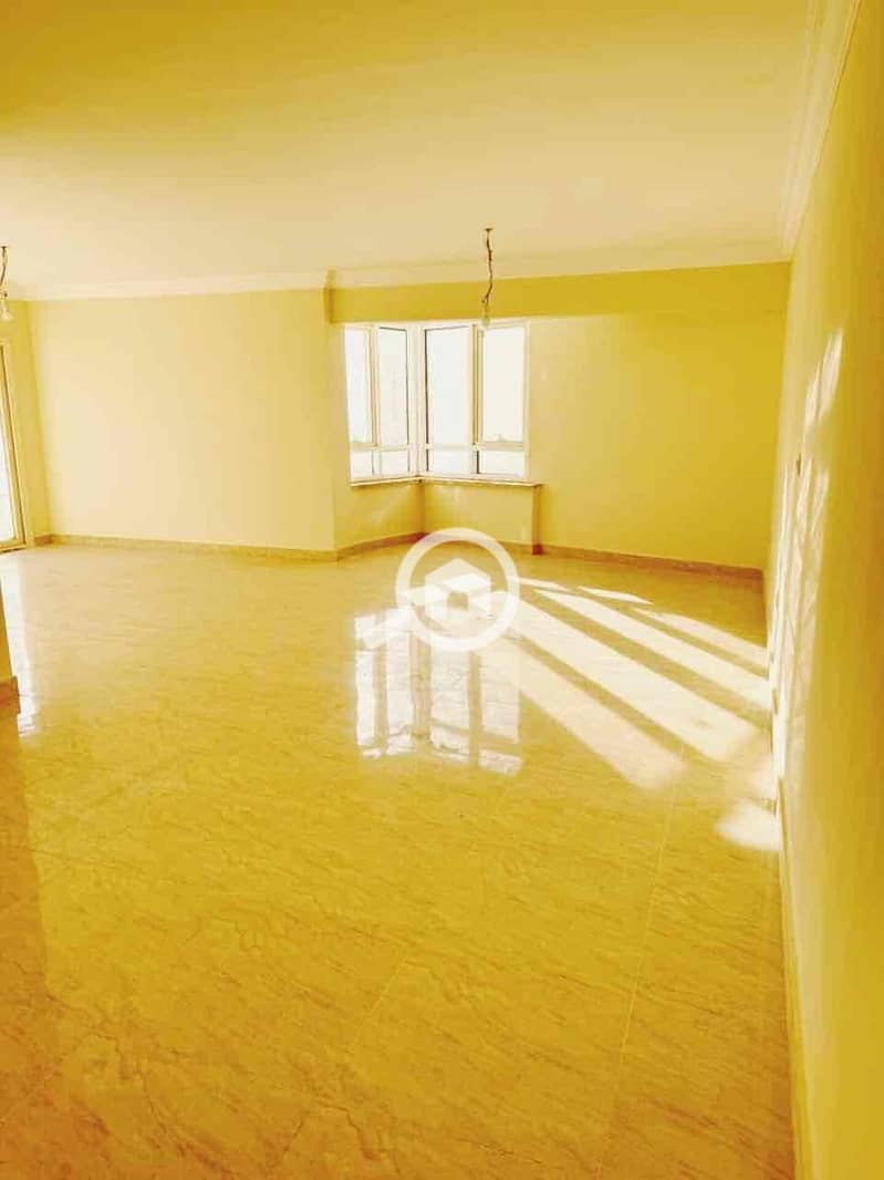 2 10c34316-9644-4705-807f-870cd98c5c4b. jpg