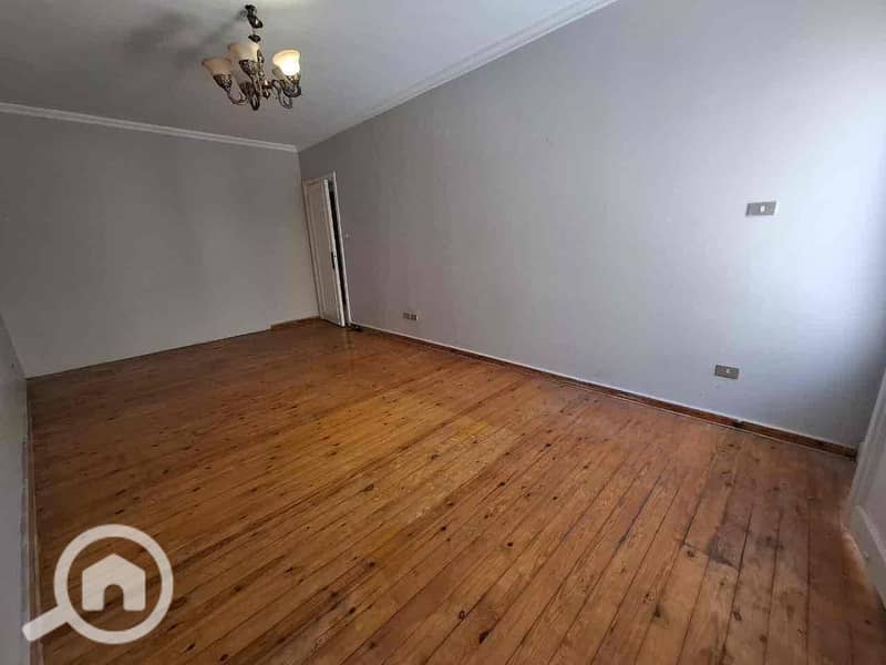 5 9b9f3b8c-8e5f-401a-813b-9dfed6a0dc5f. jpg