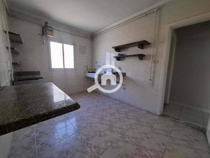 7 43b0473d-f2c0-4cde-94d3-6432c536eaec. jpg