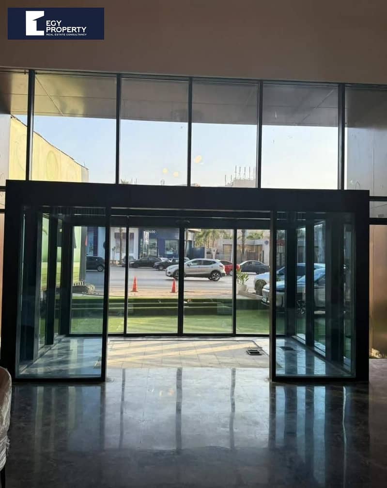 3 WhatsApp Image 2025-12-17 at 23.50. 26_6e3d36aa. jpg