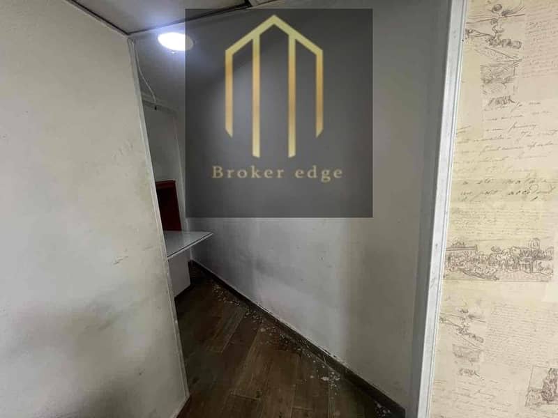 5 855455e0-f214-472e-81a9-c26bcf9d11b6. jpg