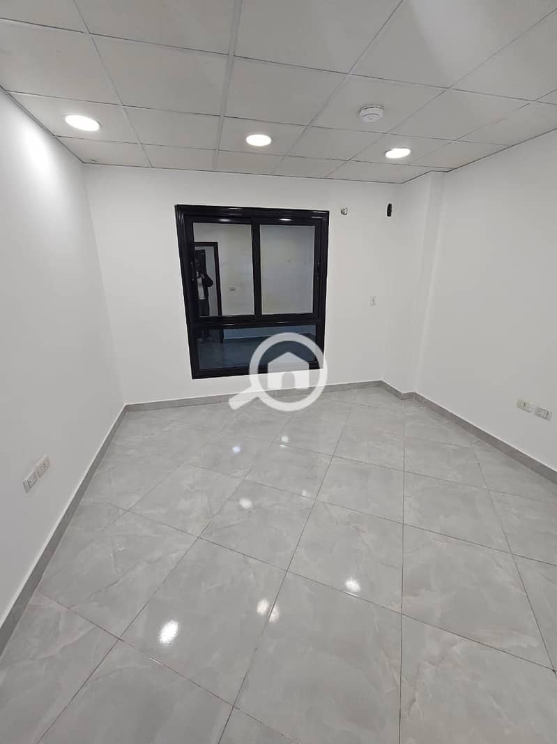 7 WhatsApp Image 2025-12-09 at 5.51. 39 PM (2). jpeg