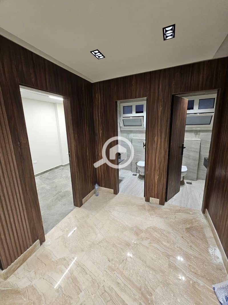 10 WhatsApp Image 2025-12-08 at 3.42. 02 PM (1). jpeg