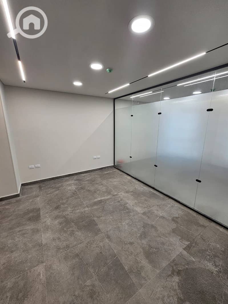 17 WhatsApp Image 2025-12-08 at 3.41. 59 PM (3). jpeg