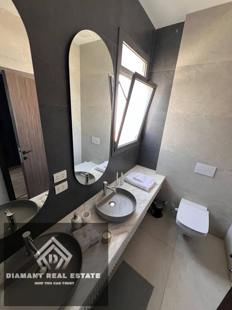 12 WhatsApp Image 2025-10-15 at 4.41. 38 PM (4). jpeg